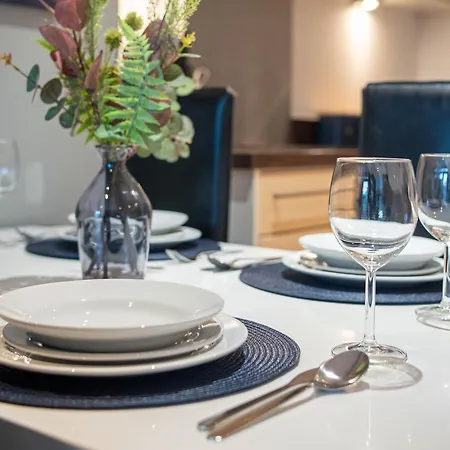 Island Balcony View 2-bed 2-bath